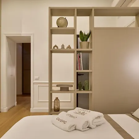 Cosmo - Private Parking Included Appartement Côme