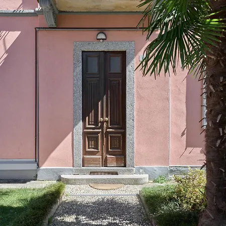 Cosmo - Private Parking Included Como
