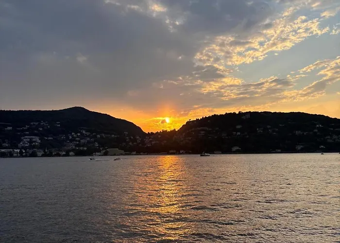 Cosmo - Private Parking Included Apartment Como