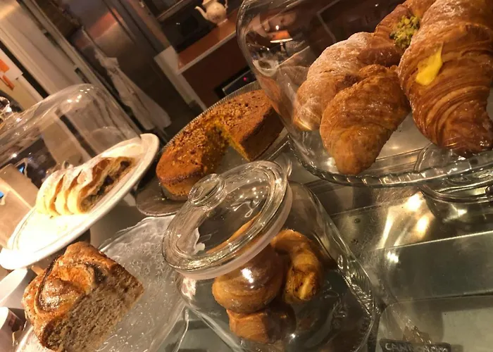 Cosmo - Private Parking Included Apartment Como